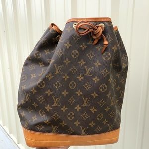 Louis Vuitton Purse